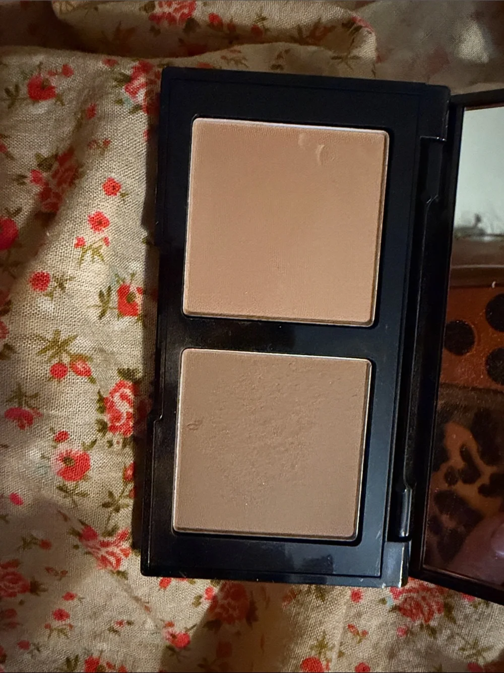 Laura Geller Black and Gold Hi-Def Duo Bronzer Palette